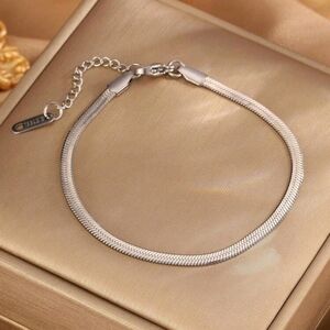 Silver Herringbone Bracelet